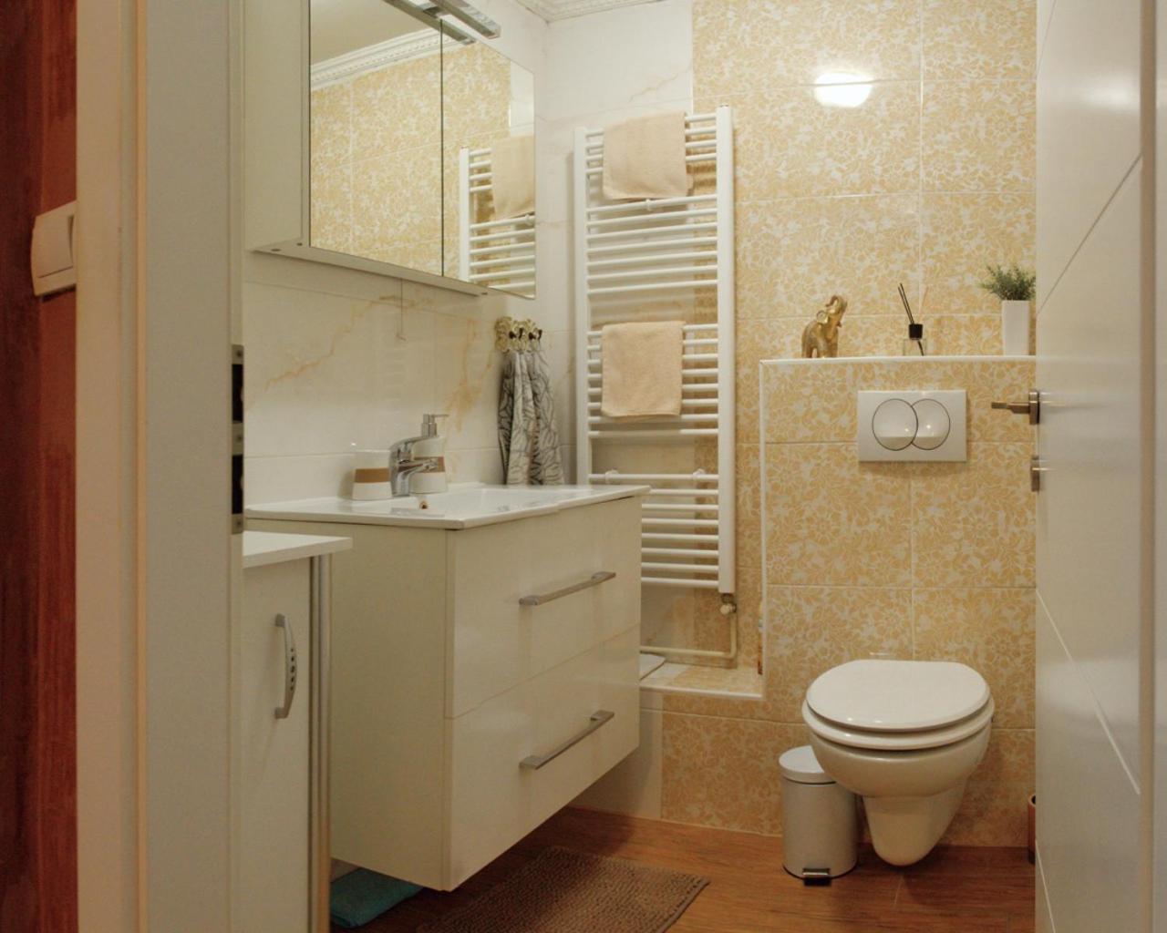 Sunny Day -Arena Zagreb , 2 Bathrooms, 102M², Quarto foto